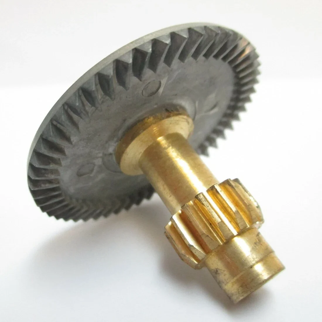 Penn Part 008N9500 Sku#1181137 Main Gear Aluminum with Brass Shaft